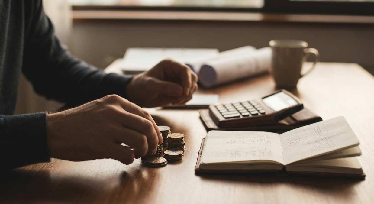 Правительство России обсуждает сокращение нечувствительных расходов на 10%