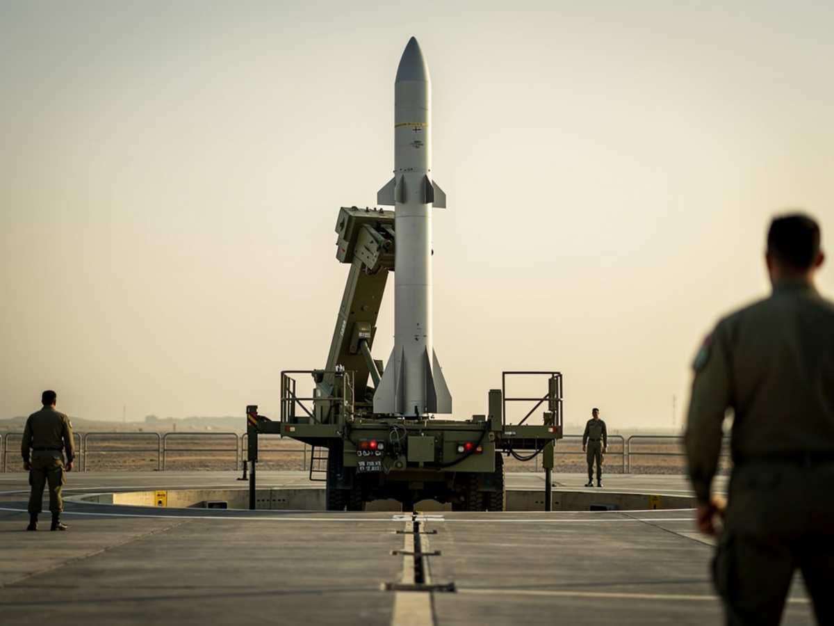 Иран атаковал ракетами базу США и Великобритании в Индийском океане