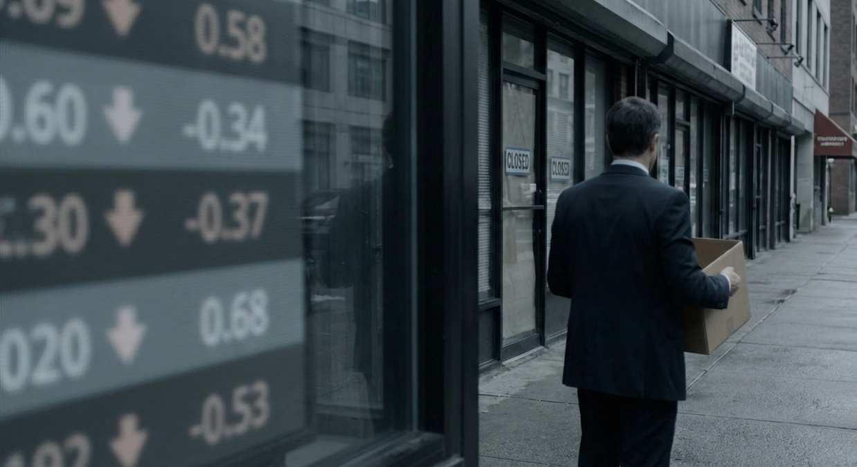 Эксперты Уолл-стрит оценили вероятность рецессии в США почти в 50%