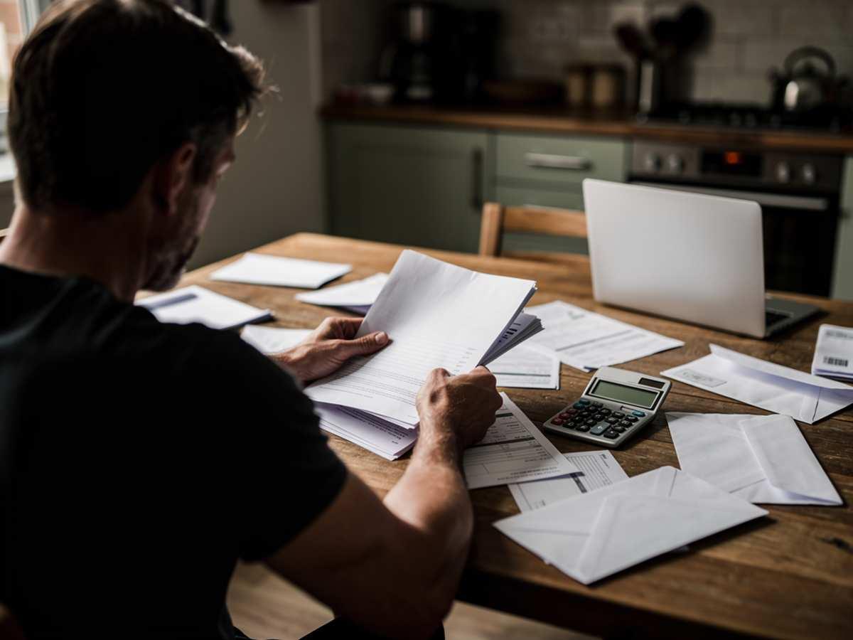 Просроченная задолженность по зарплатам в России превысила 2 млрд ₽