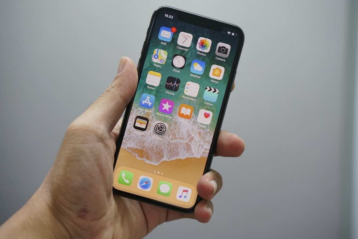Операторы связи отключили пополнение Apple ID с мобильного счета