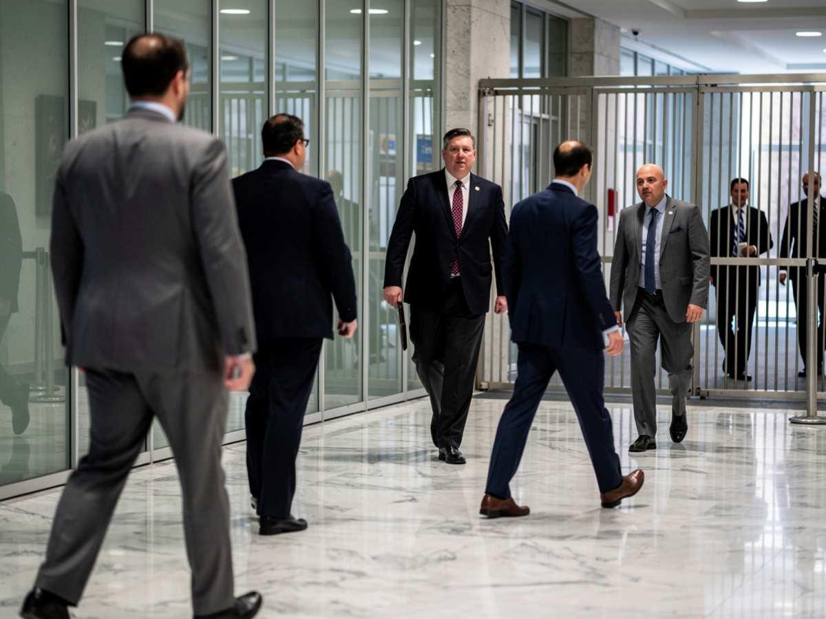 Сенат США назначил слушания по кандидатуре Кевина Уорша на пост главы ФРС