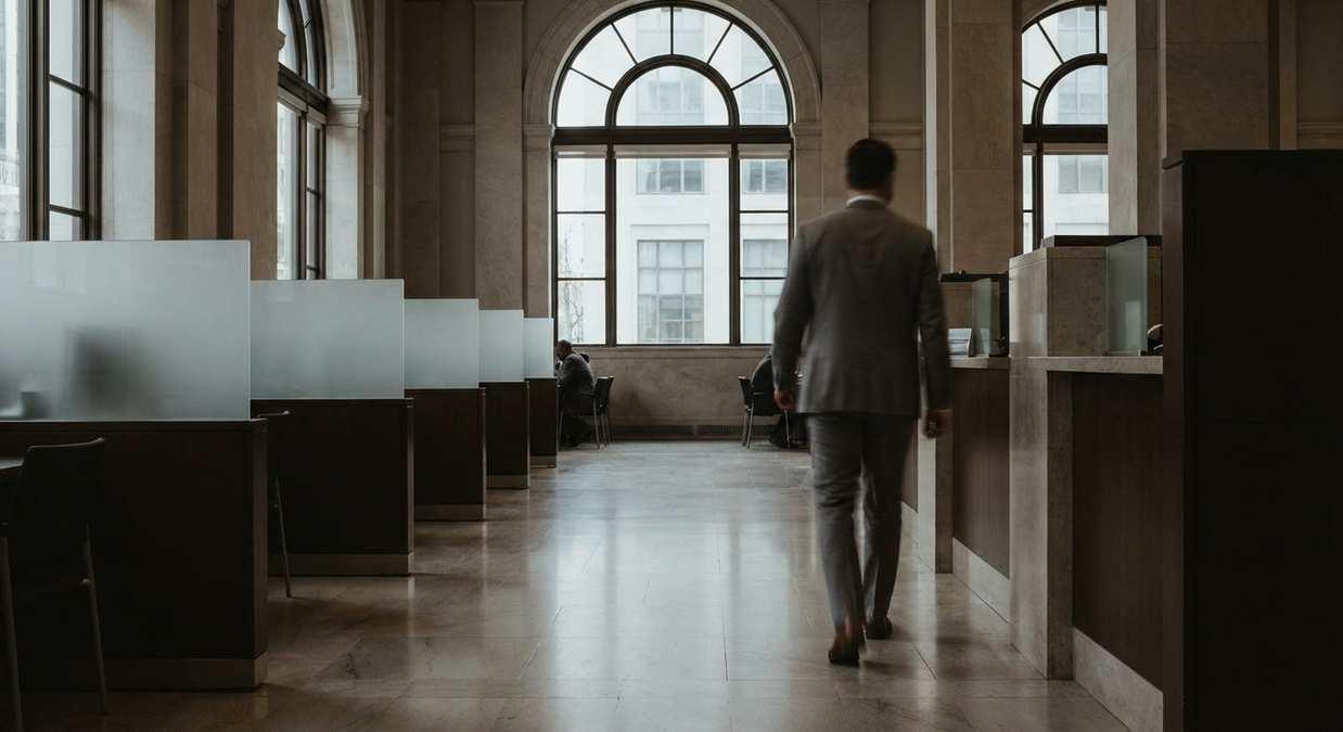 МКБ и Дальневосточный банк запустили процесс объединения сетей