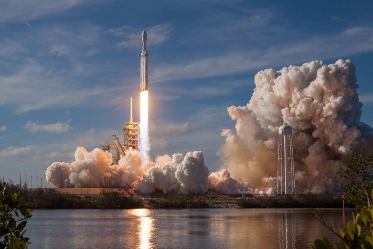 Ракета New Glenn компании Blue Origin взорвалась на испытаниях во Флориде
