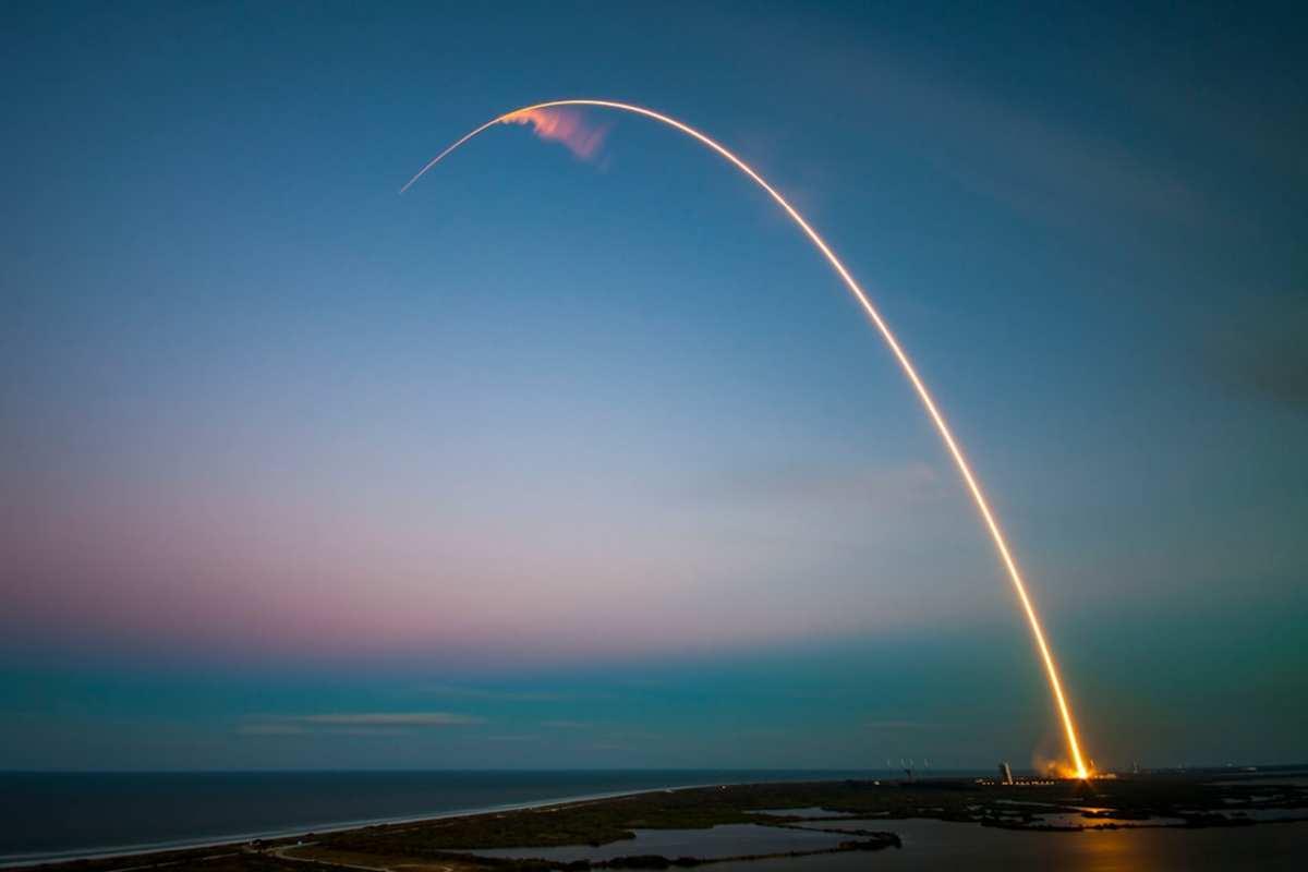 Инвесторы подали заявки на акции SpaceX на сумму $10 млрд перед IPO