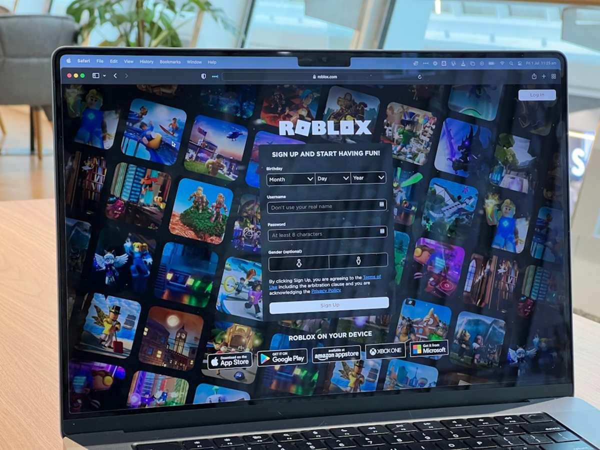 Платформа Roblox возобновила работу в России после блокировки