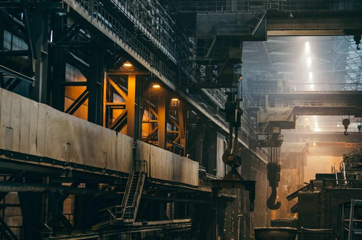 Уральская кузница сократила чистую прибыль в первом полугодии в пять раз