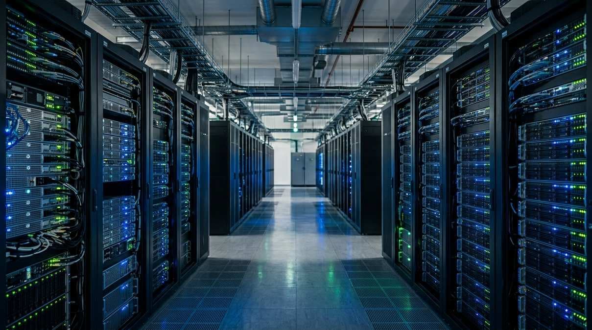 Акции Super Micro взлетели на 15% на фоне рекордных заказов