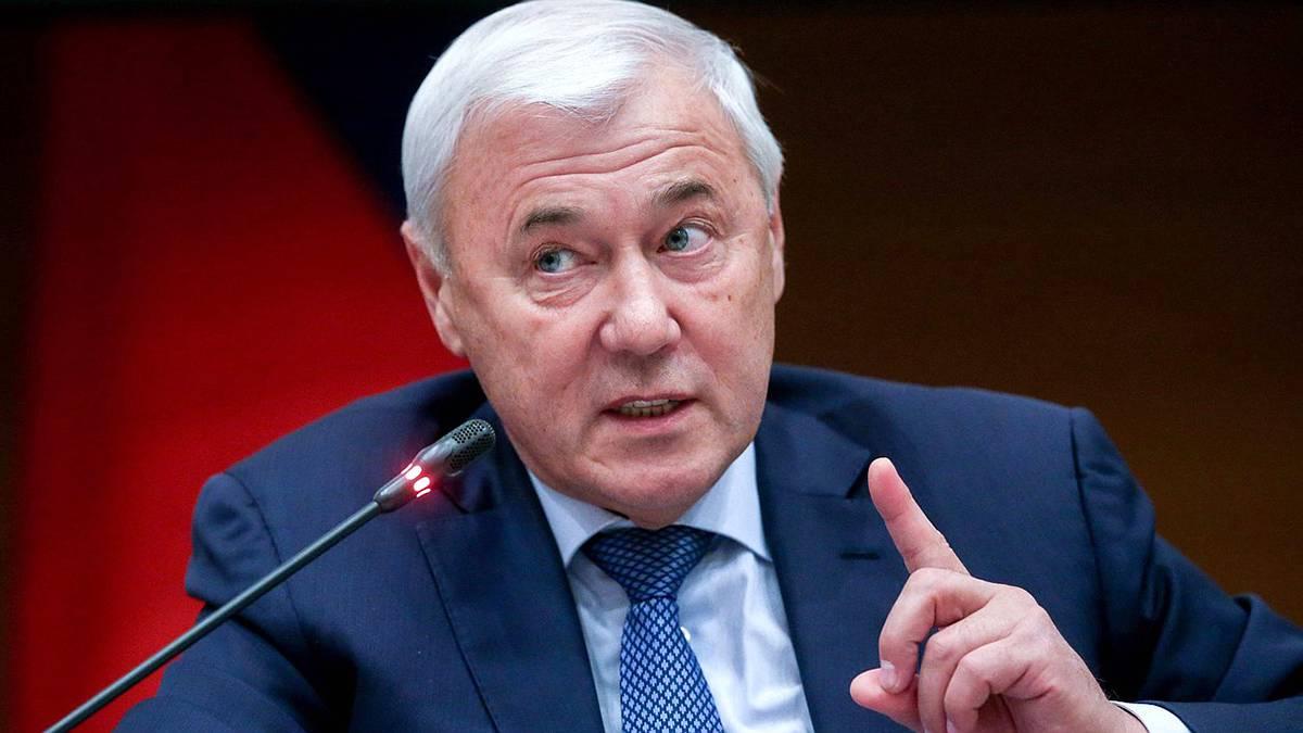 В Госдуме ожидают ослабления рубля после снижения цен на нефть