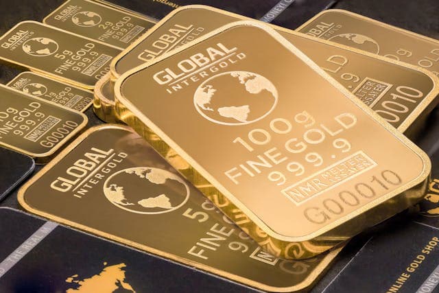 Банк России уменьшил запасы золота в августе