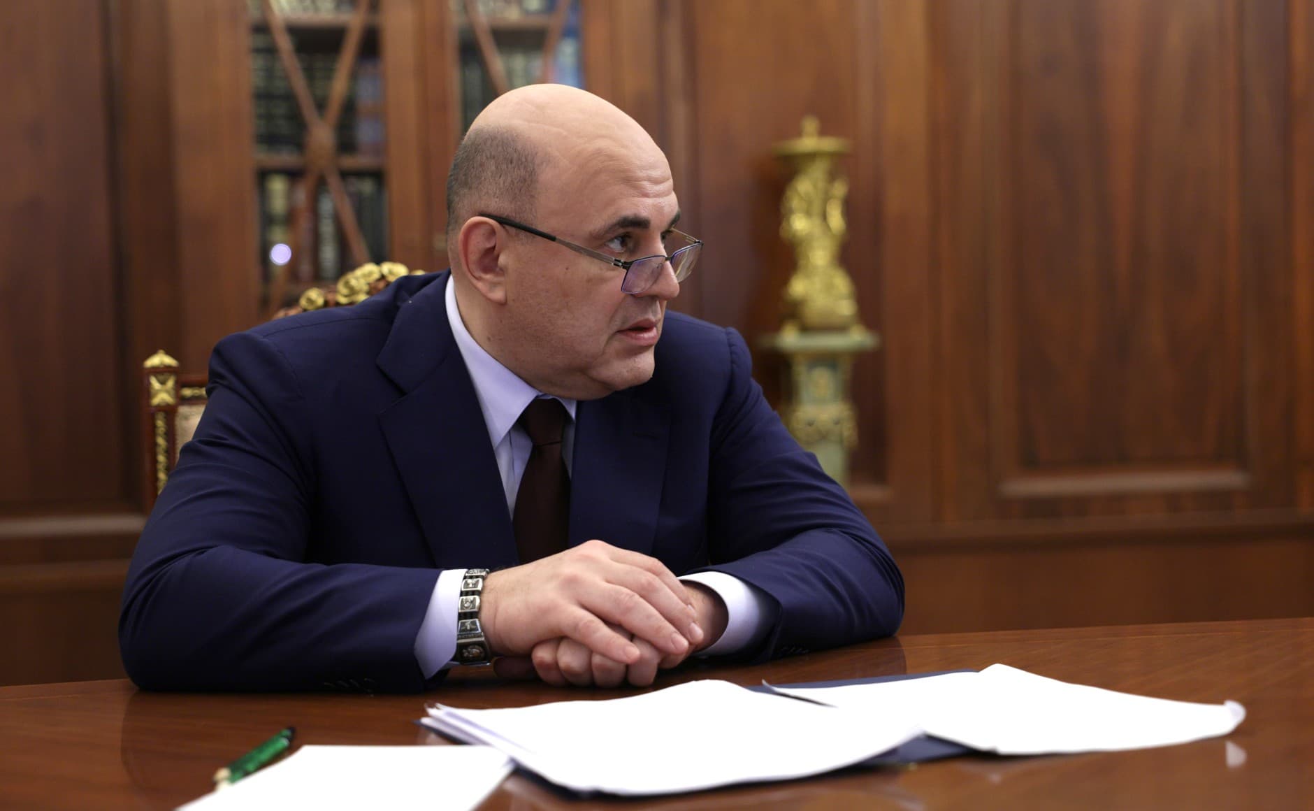 Инфляция в РФ снижается шестой месяц подряд ー Мишустин