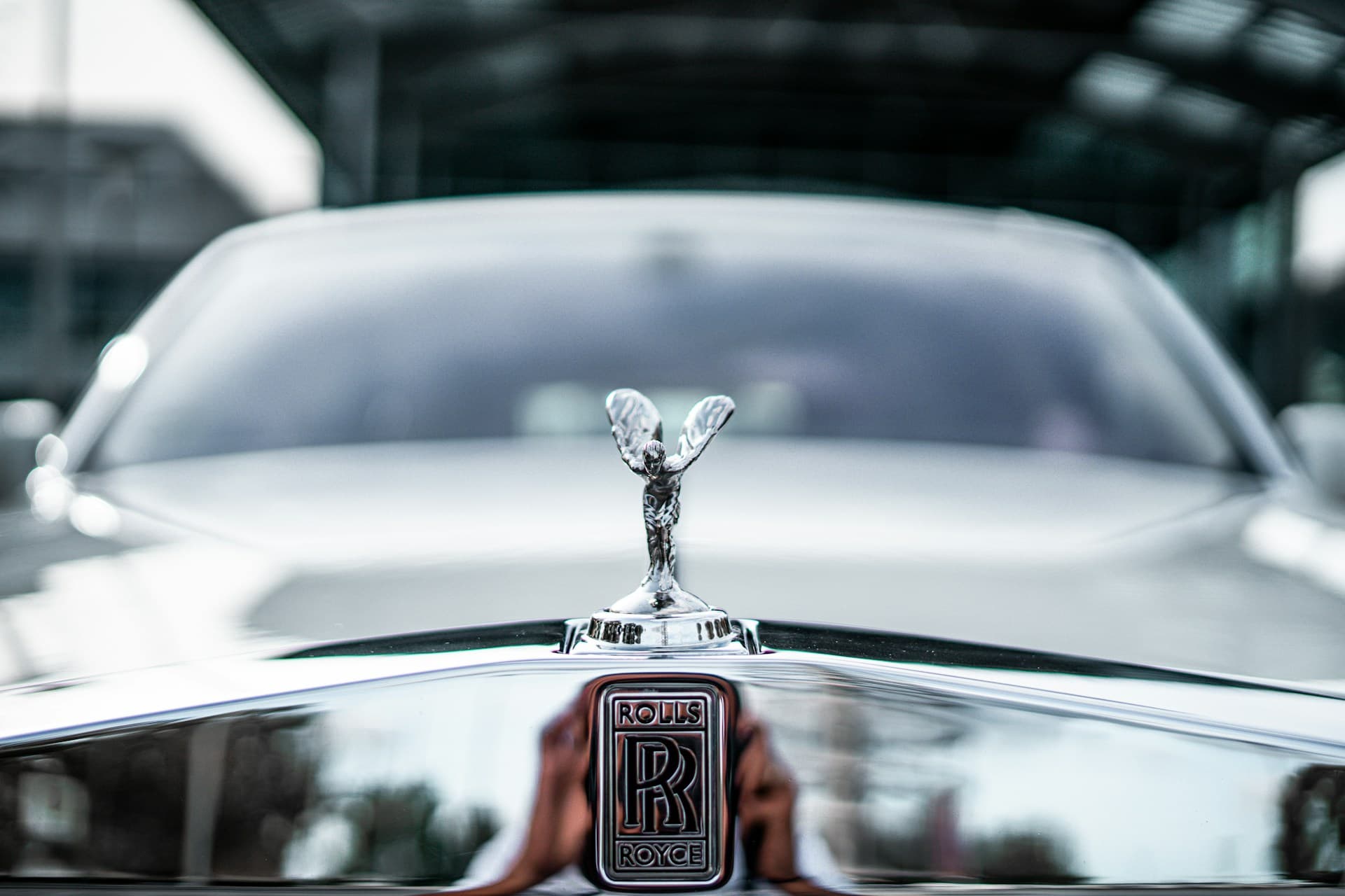 Продажи новых автомобилей сегмента Luxury в России выросли на 59%