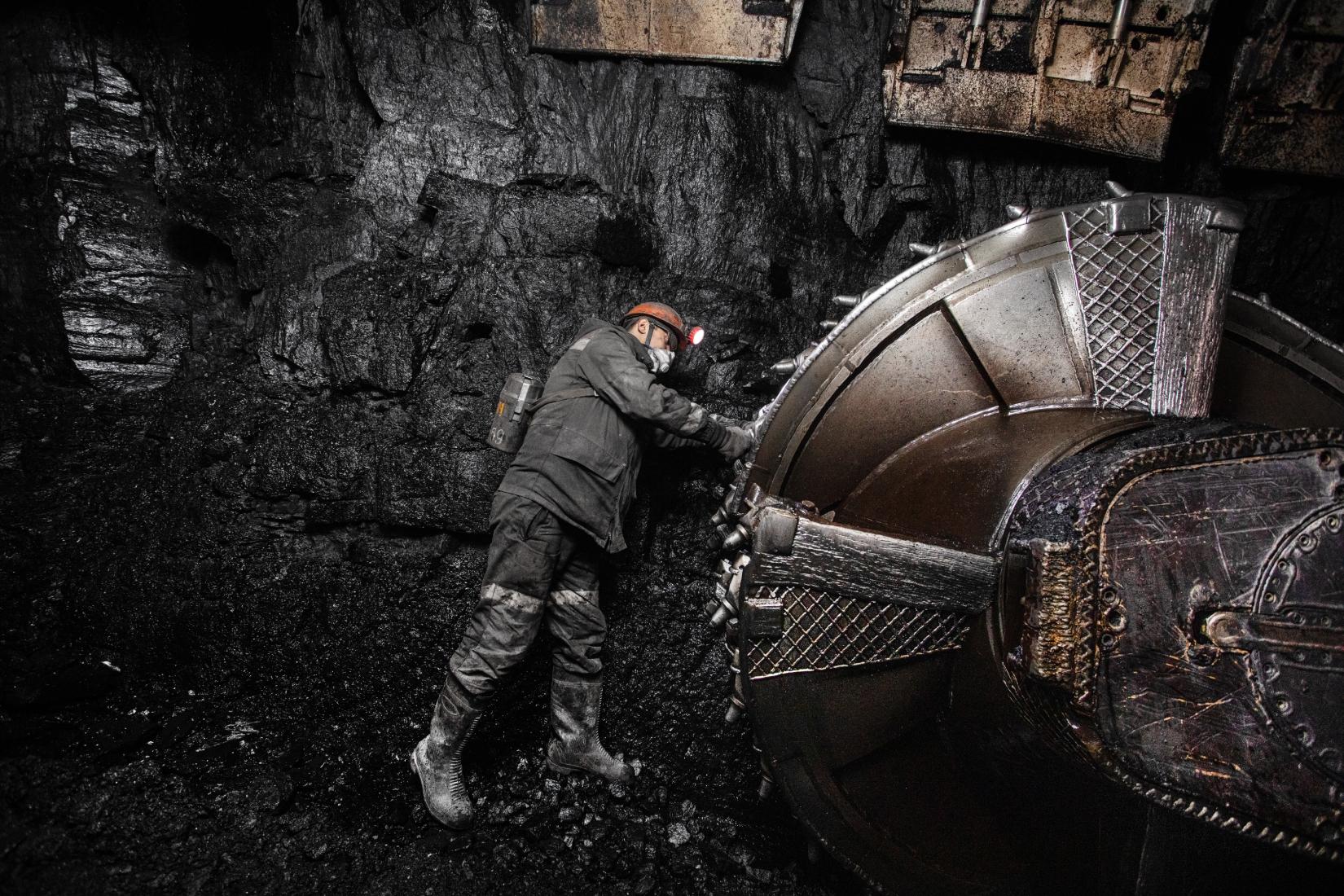 Экспортные цены на российский уголь упали до многомесячных минимумов