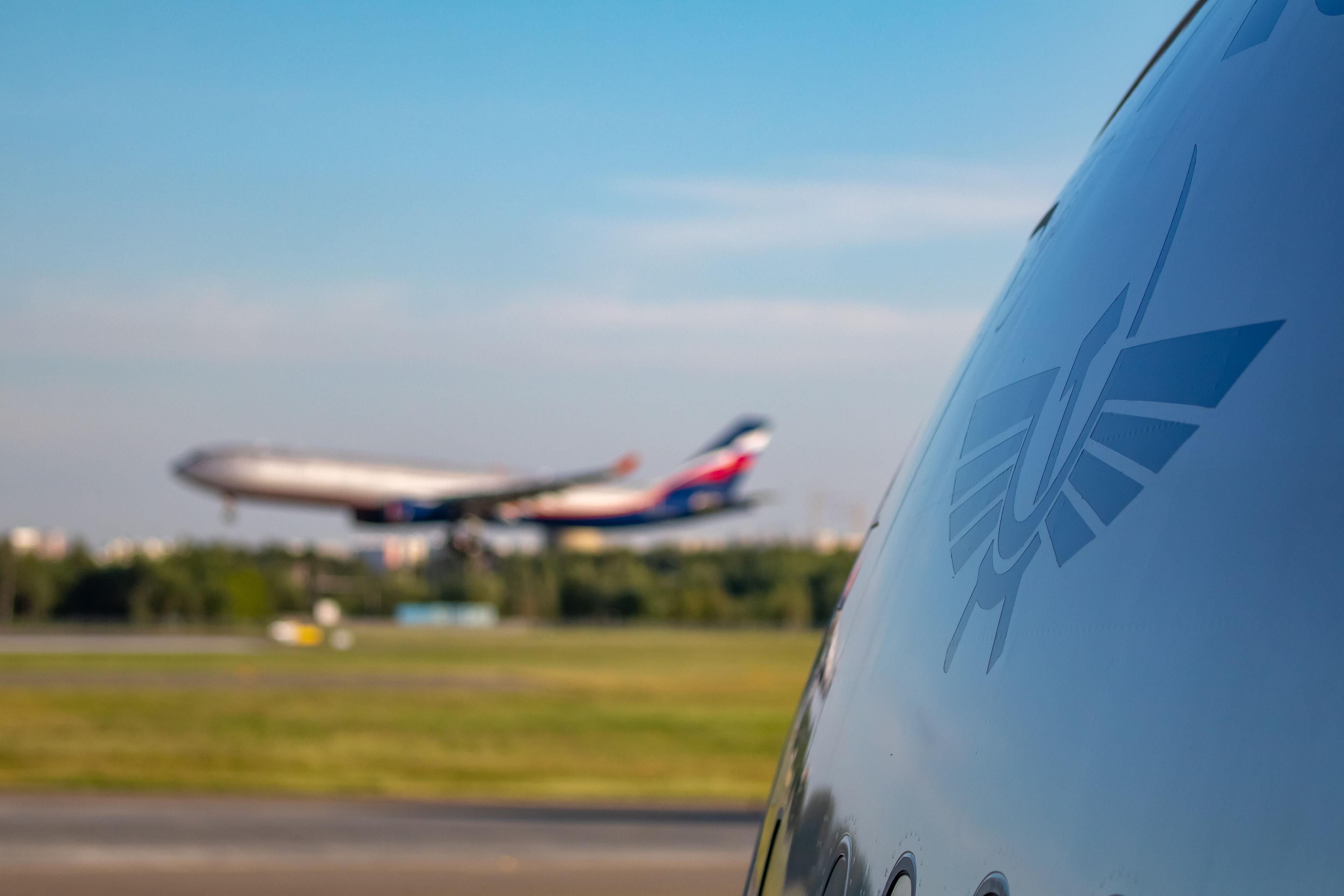 Аэрофлот терпит издержки