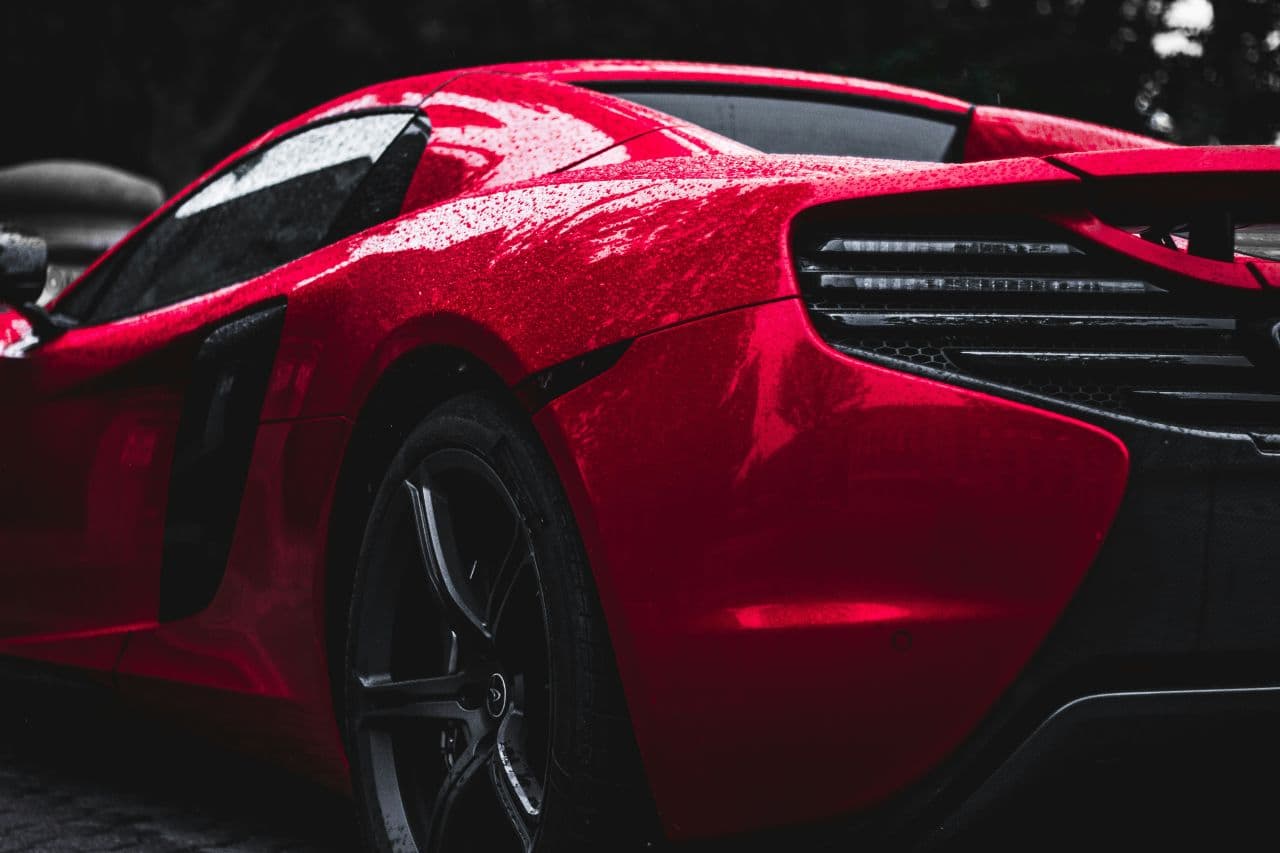 Продажи новых автомобилей в России выросли на 28%