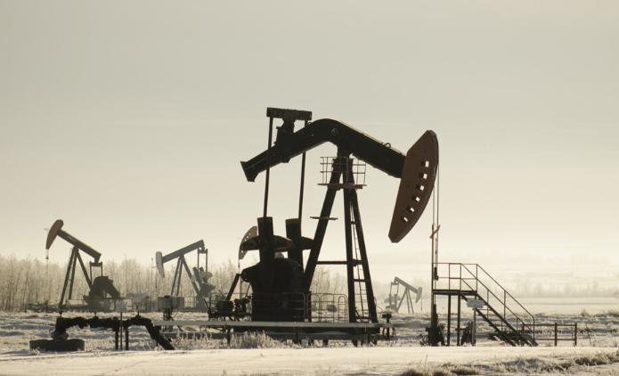 Нефть Brent опустилась ниже $100 за баррель