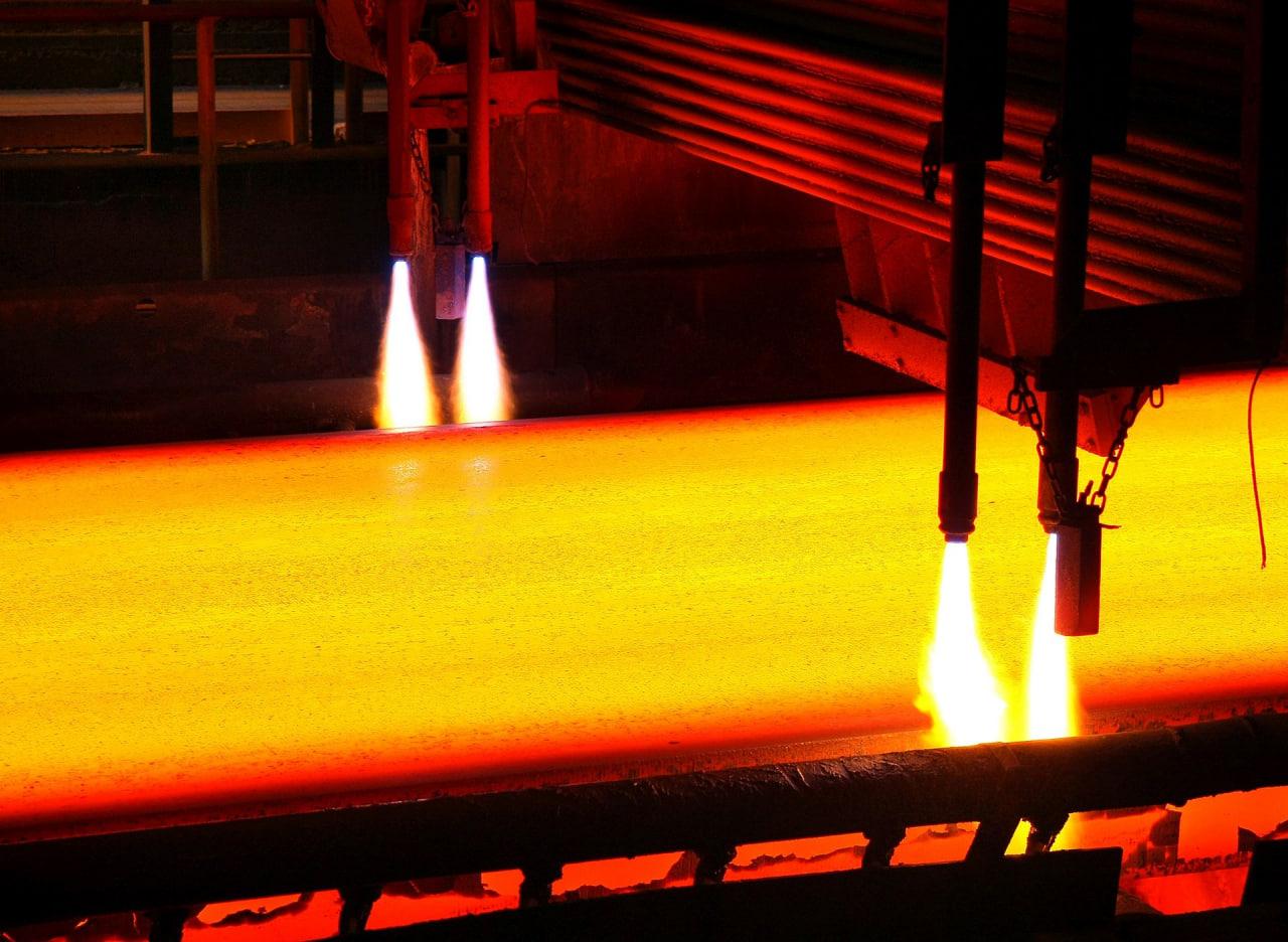 Производство стали в РФ упало на 5%