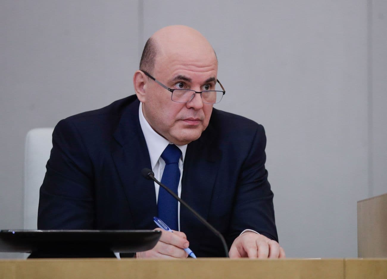Санкции, промышленность и иностранные компании: главное из отчета Мишустина в Госдуме