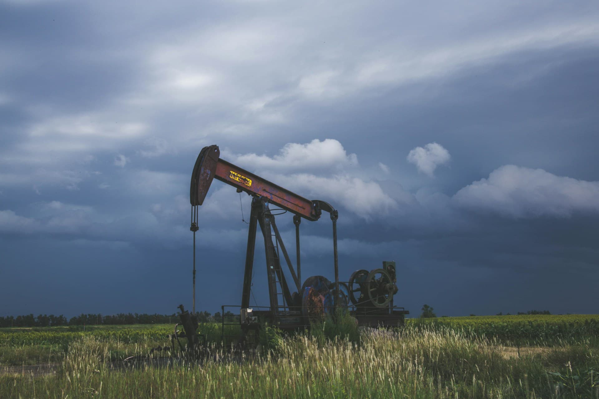 Индийские компании приостановили закупки российской нефти