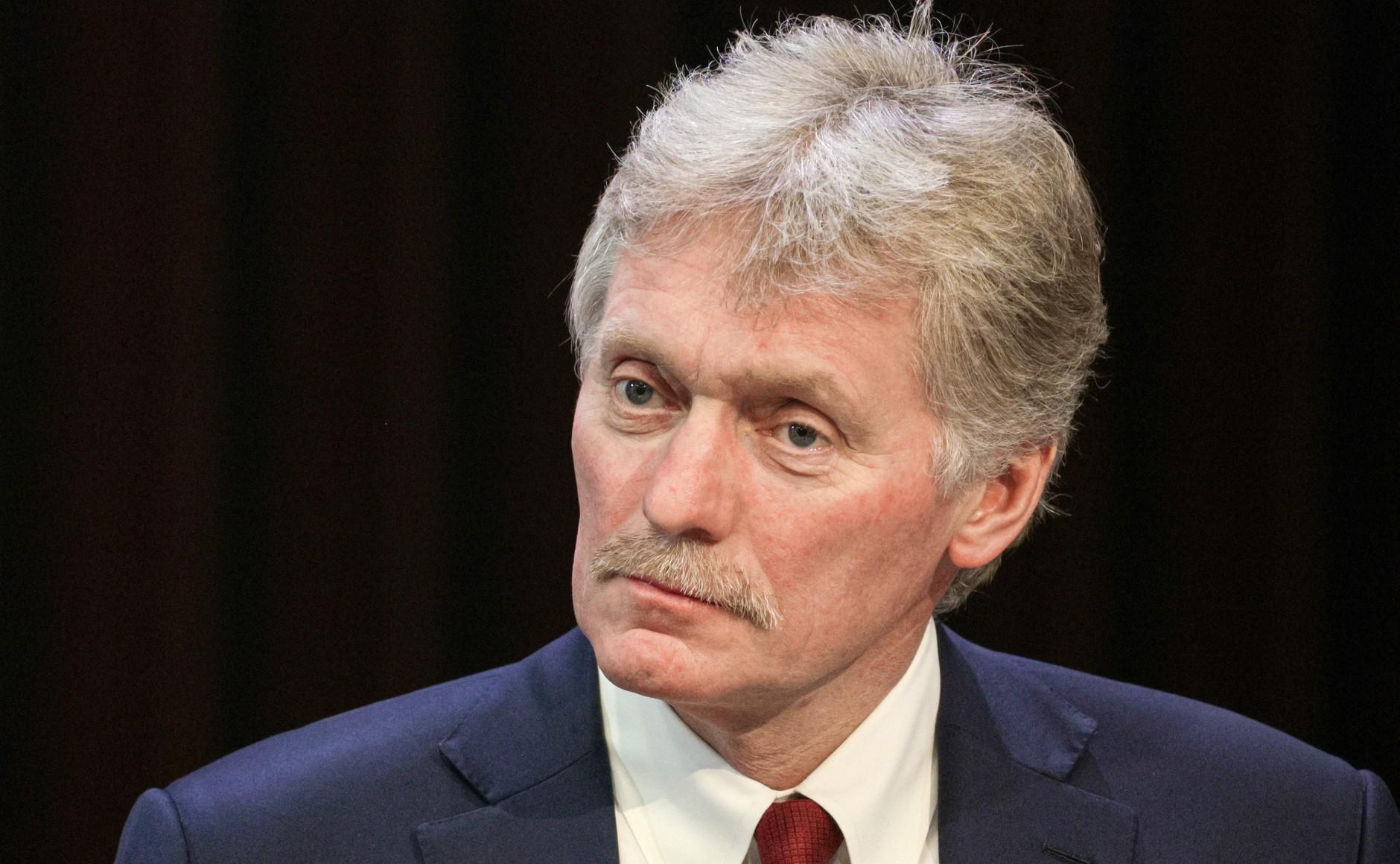 Переговоры президентов и прекращение огня: о чем говорил Песков на брифинге?