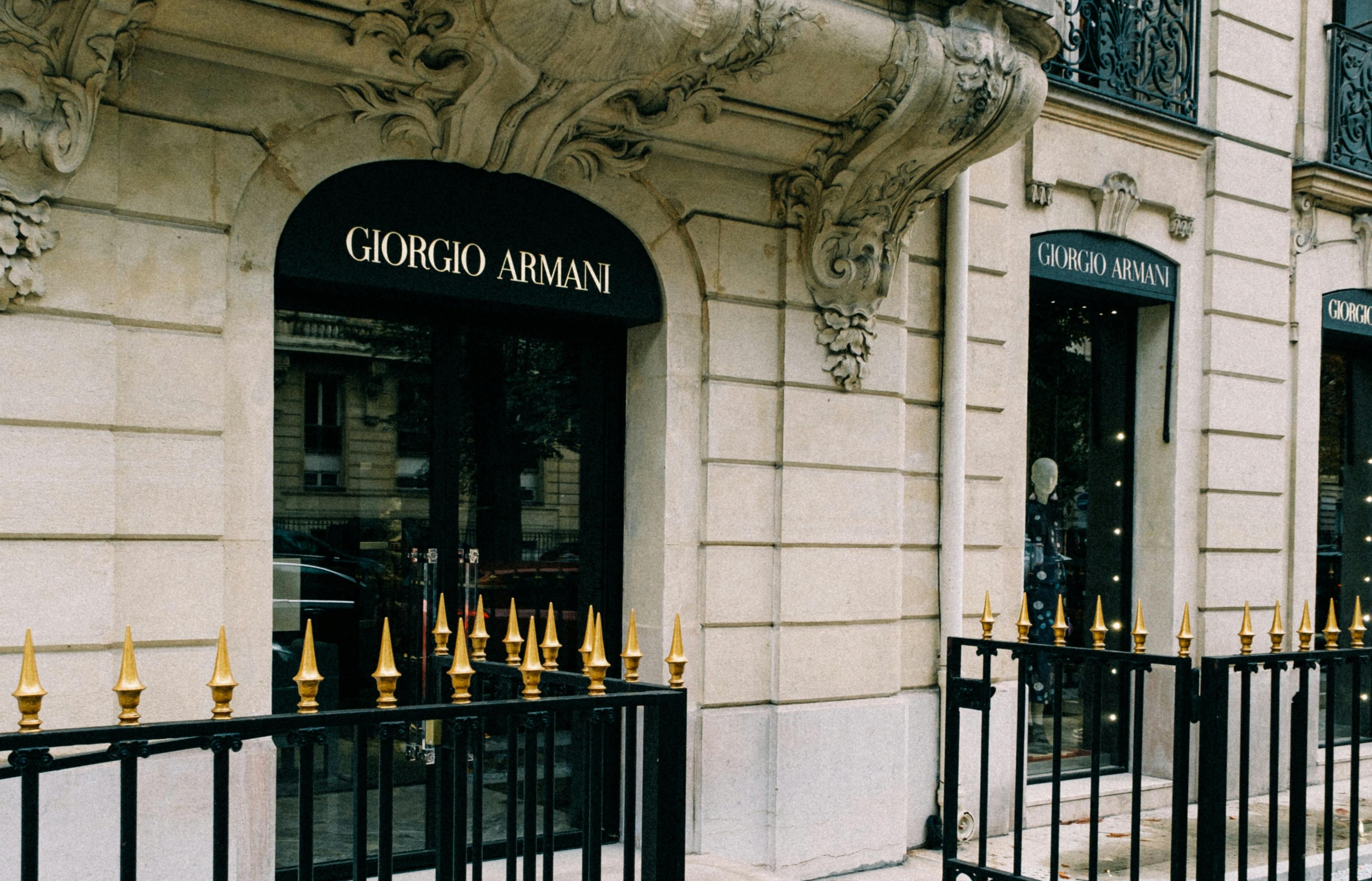 Акции бренда Giorgio Armani могут быть проданы или выведены на IPO