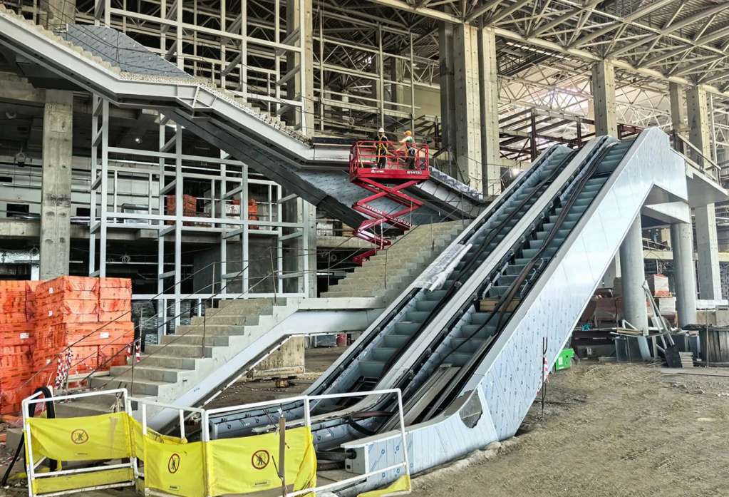 «Европейская Электротехника» приступила к установке эскалаторов в ключевом авиаузле Кубани